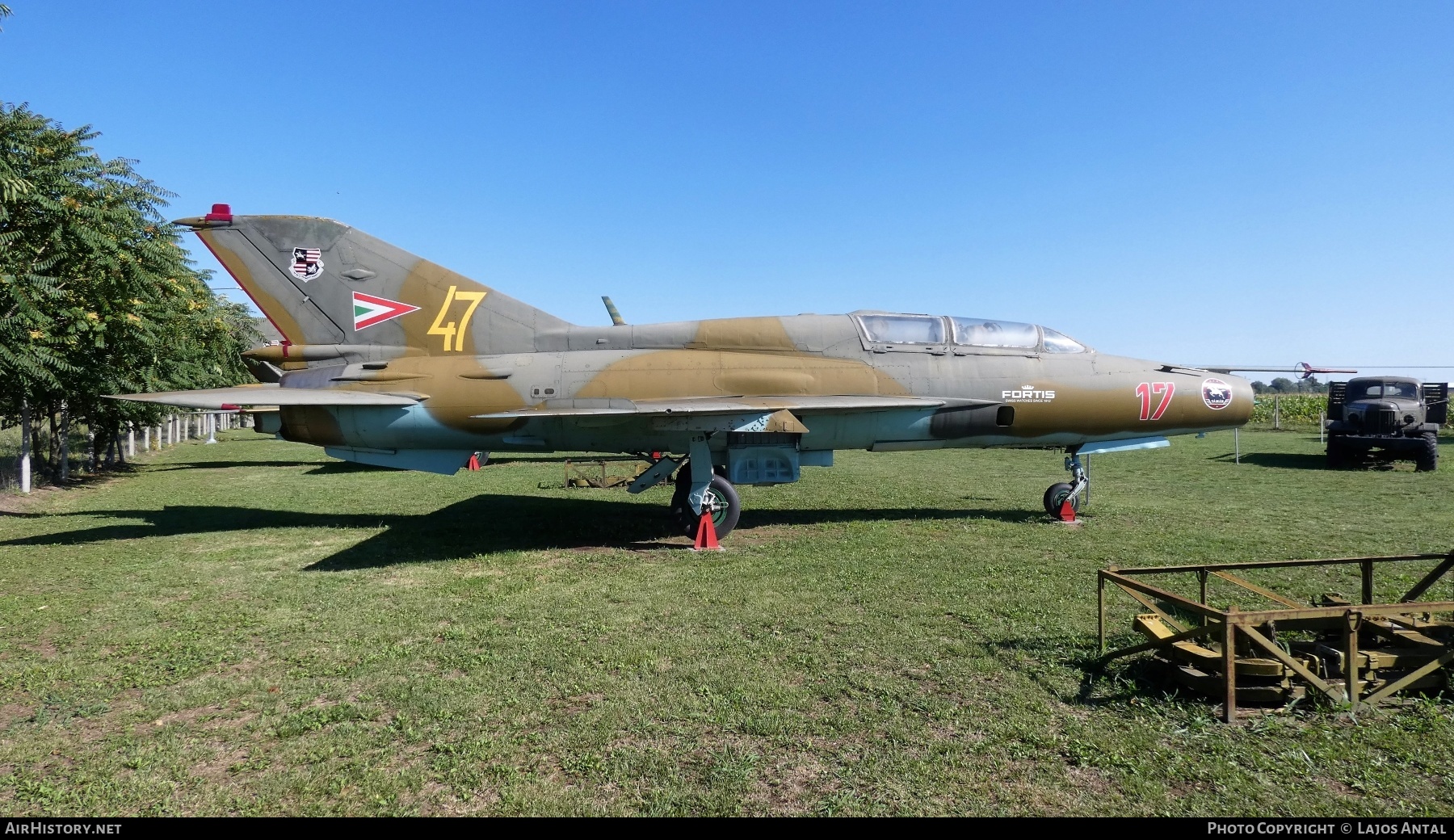 Aircraft Photo of 17 | Mikoyan-Gurevich MiG-21UM | Hungary - Air Force | AirHistory.net #593045