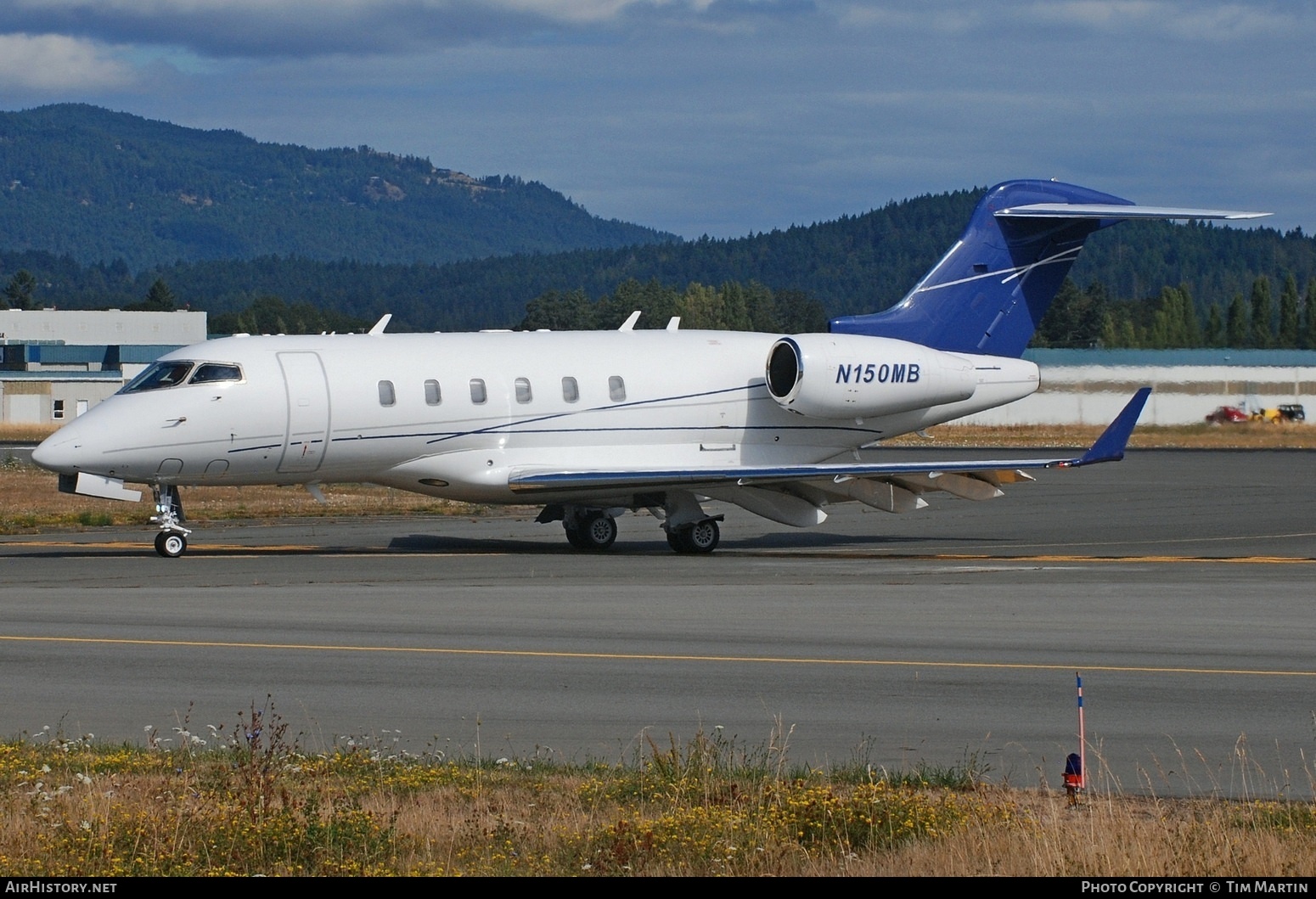 Aircraft Photo of N150MB | Bombardier Challenger 350 (BD-100-1A10) | AirHistory.net #593095