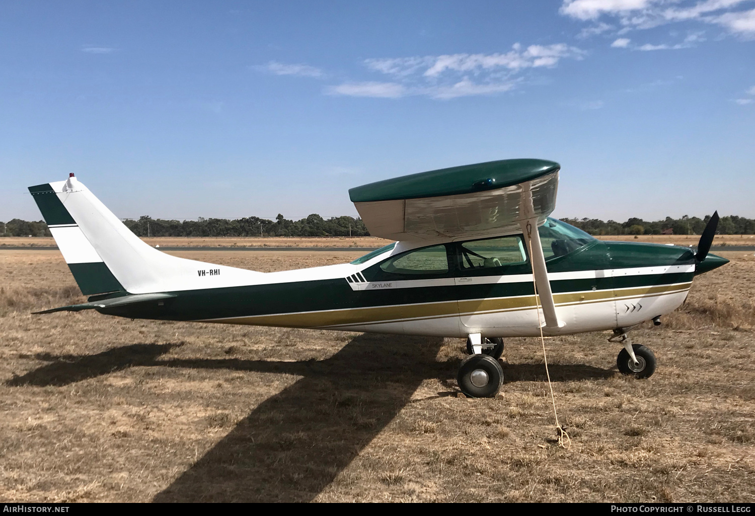 Aircraft Photo of VH-RHI | Cessna 182J Skylane | AirHistory.net #593116