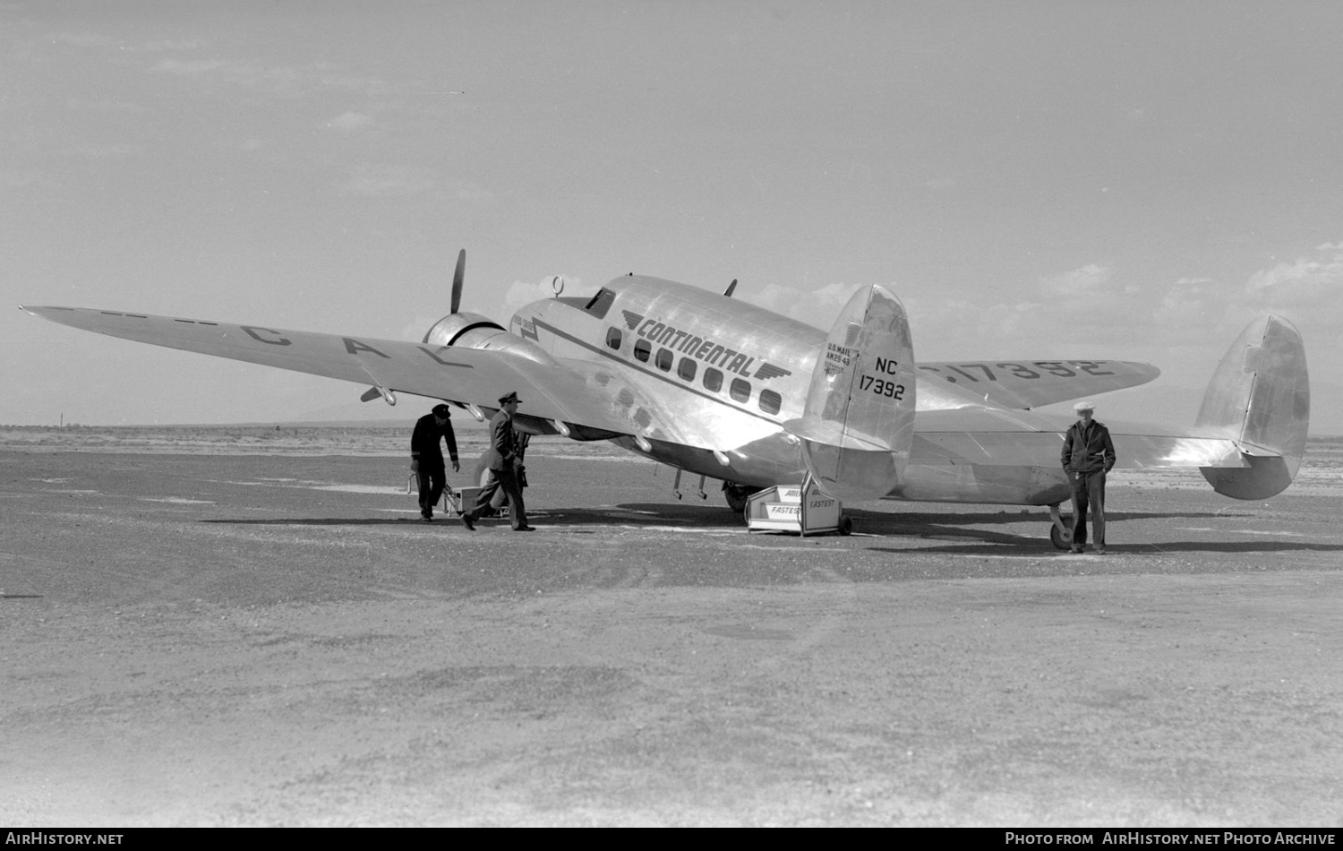 Aircraft Photo of NC17392 | Lockheed 14-H2 Super Electra | Continental Airlines | AirHistory.net #593120