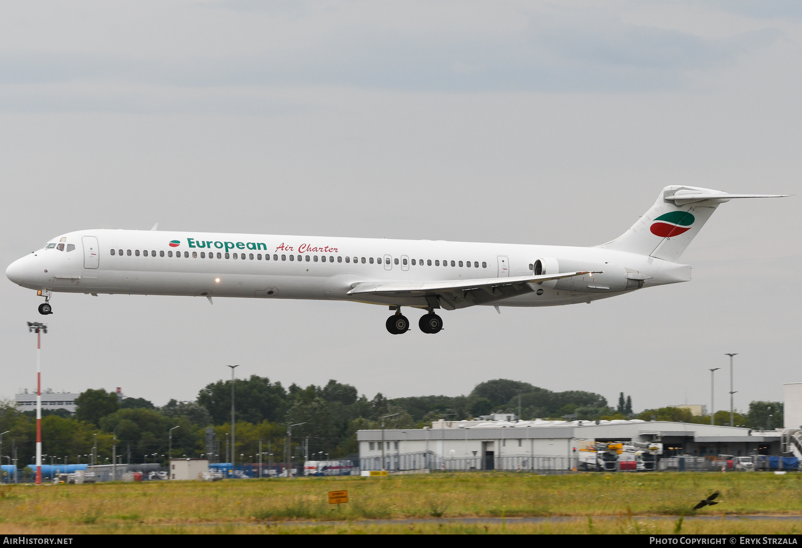 Aircraft Photo of LZ-LDP | McDonnell Douglas MD-82 (DC-9-82) | European Air Charter | AirHistory.net #593198