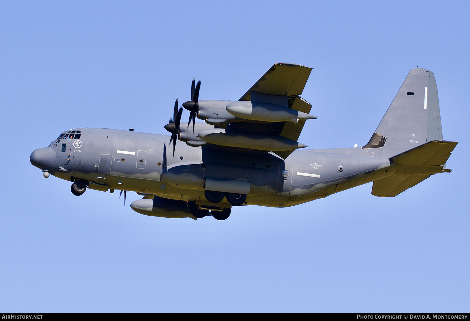 Aircraft Photo of 13-5776 / 35776 | Lockheed Martin MC-130J Commando II | USA - Air Force | AirHistory.net #593217
