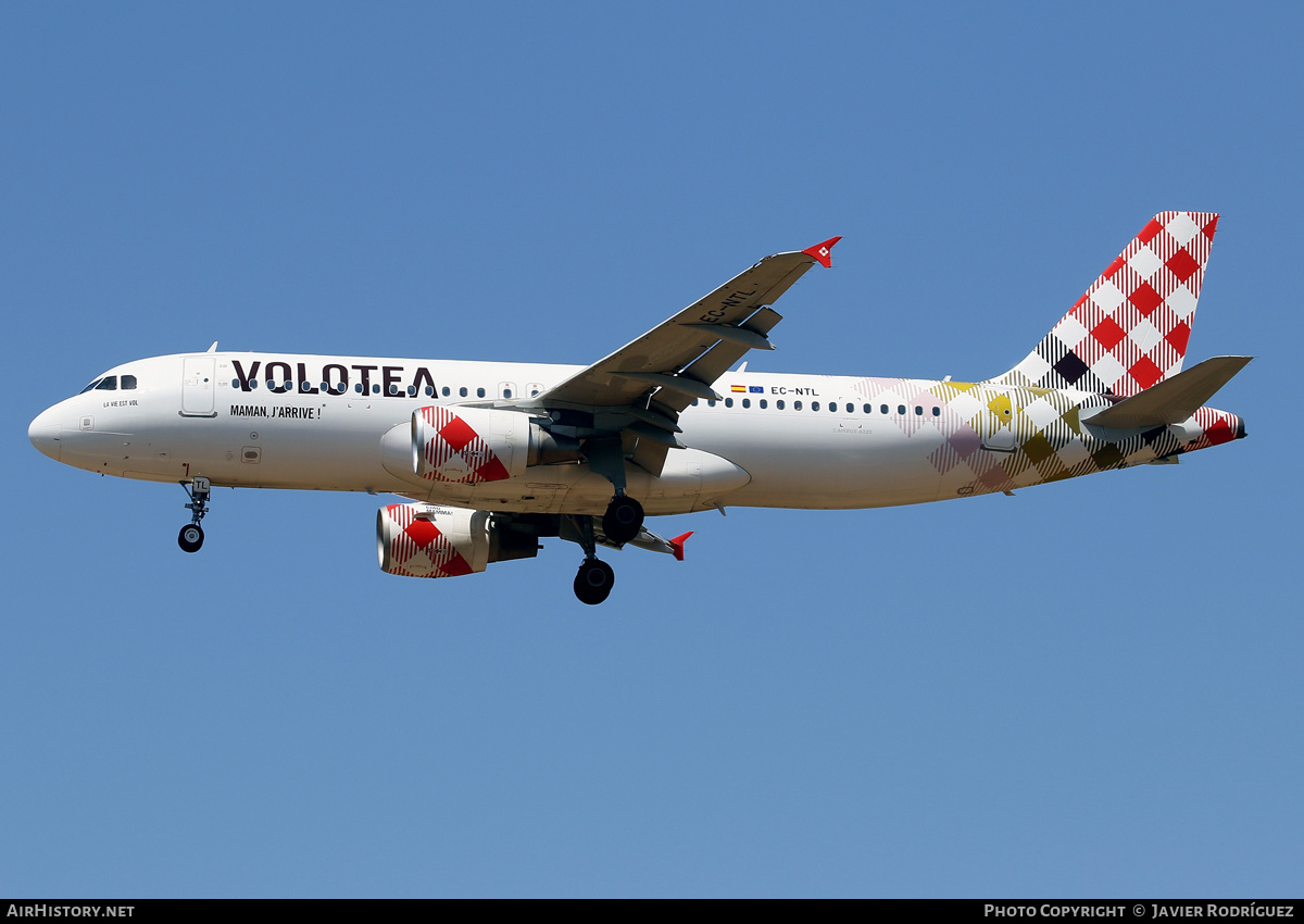 Aircraft Photo of EC-NTL | Airbus A320-216 | Volotea | AirHistory.net #593440