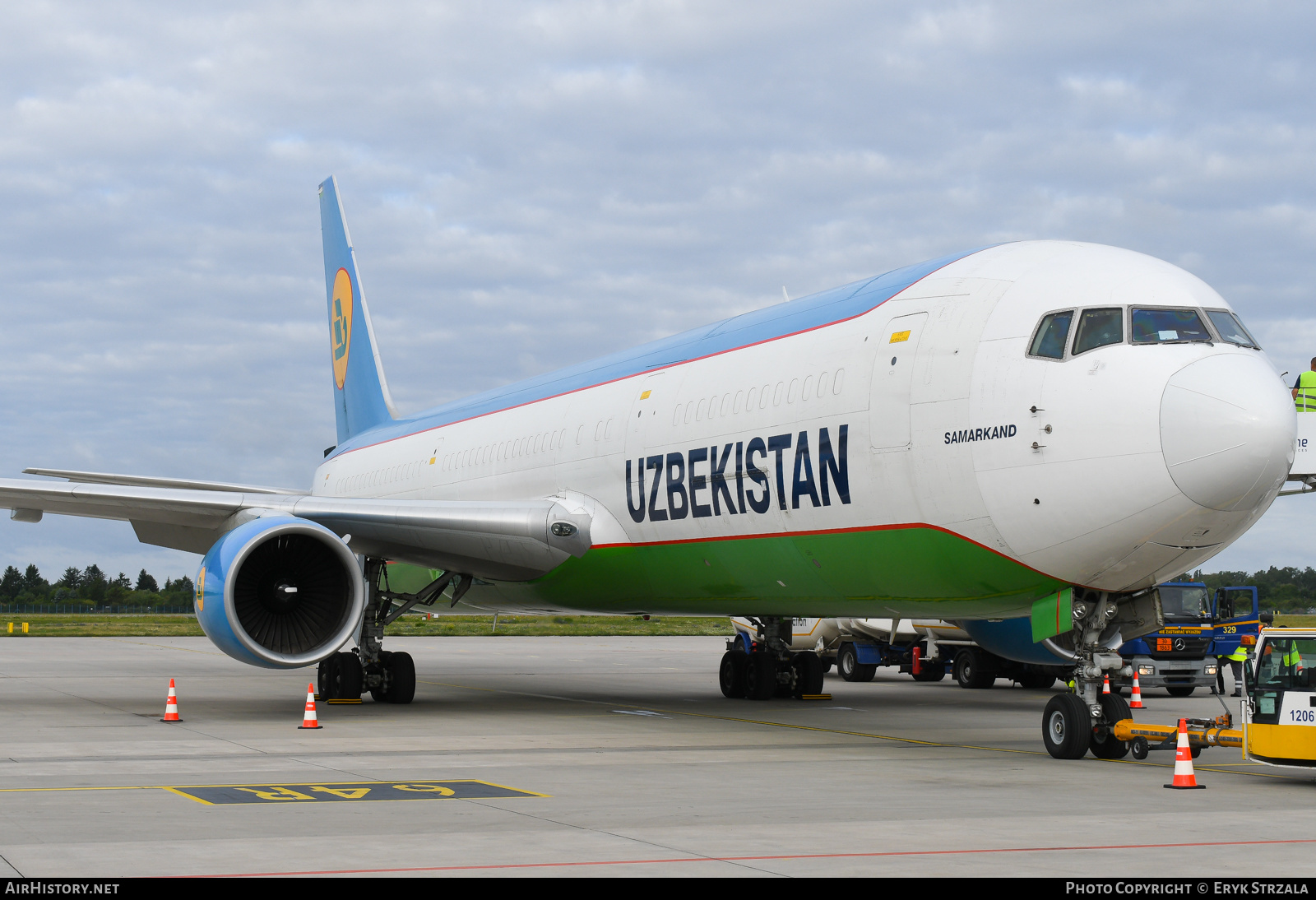 Aircraft Photo of UK67001 | Boeing 767-33P/ER(BCF) | Uzbekistan Airways | AirHistory.net #593453