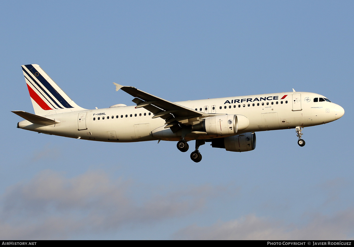 Aircraft Photo of F-HBNL | Airbus A320-214 | Air France | AirHistory.net #593490