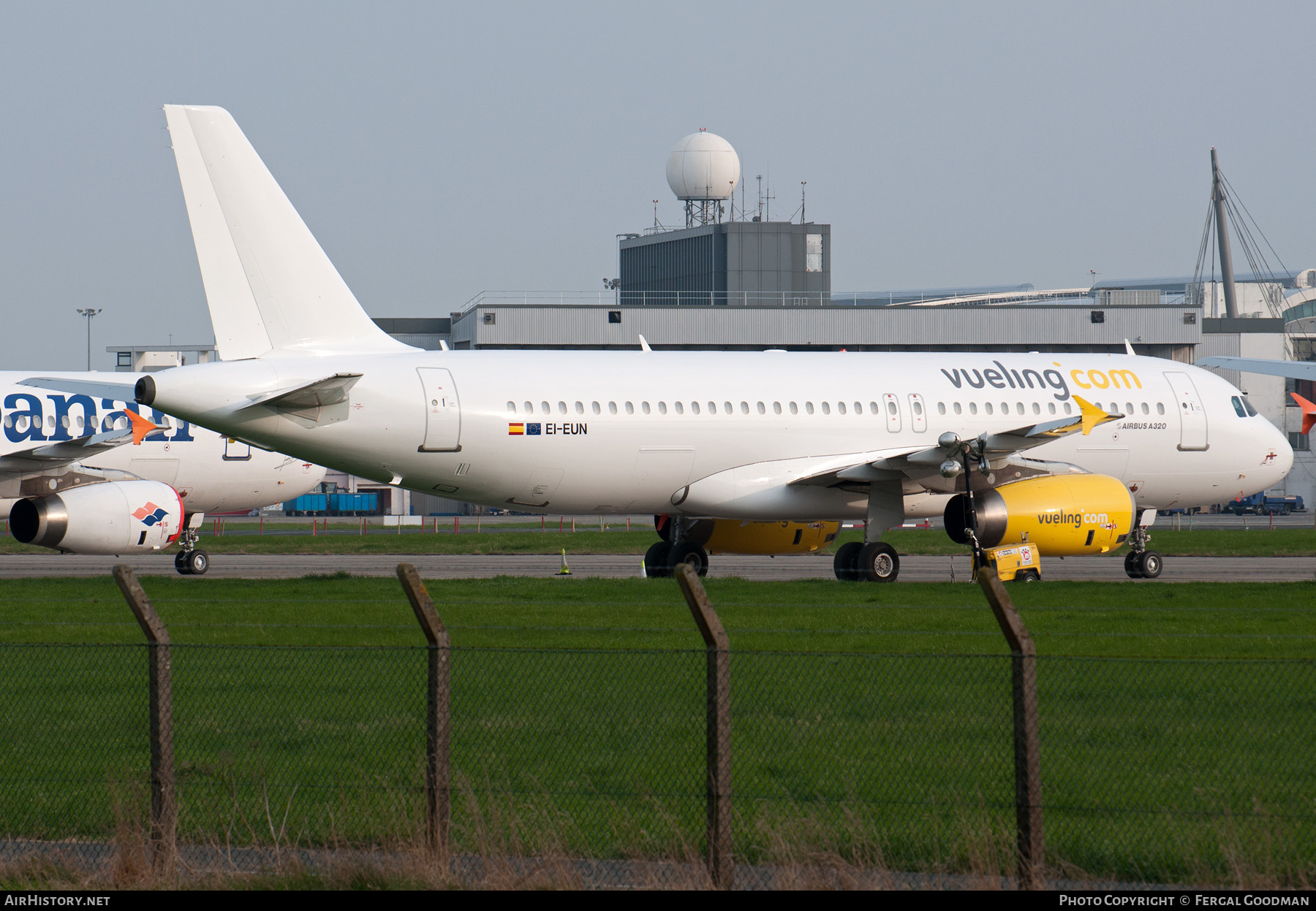 Aircraft Photo of EI-EUN | Airbus A320-232 | Vueling Airlines | AirHistory.net #593558