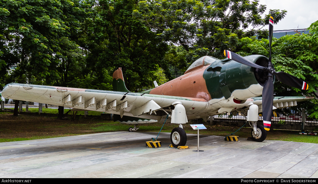 Aircraft Photo of BU142072 | Douglas A-1J Skyraider | AirHistory.net #593592