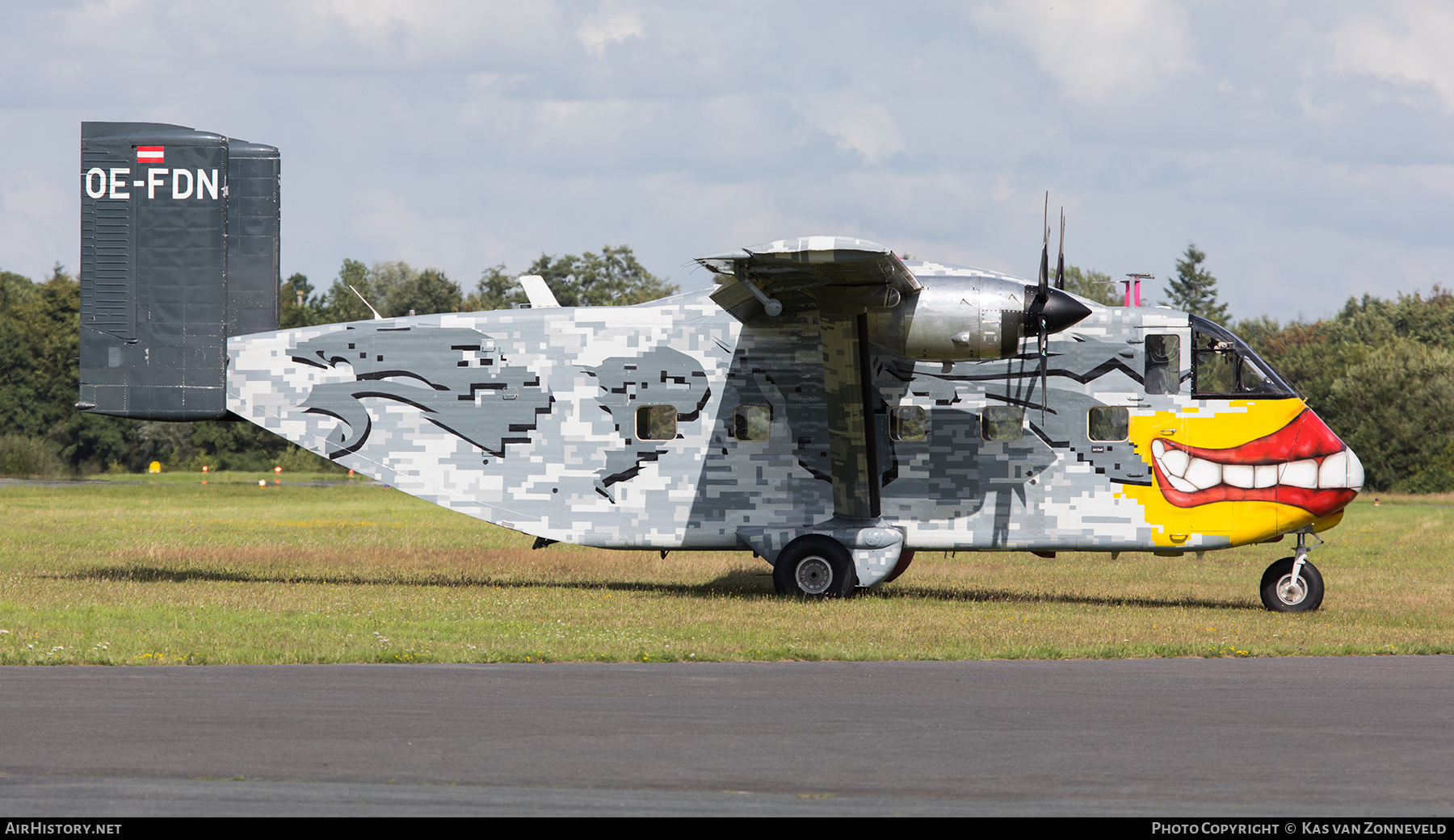 Aircraft Photo of OE-FDN | Short SC.7 Skyvan 3M-400 | Pink Aviation Services | AirHistory.net #593650