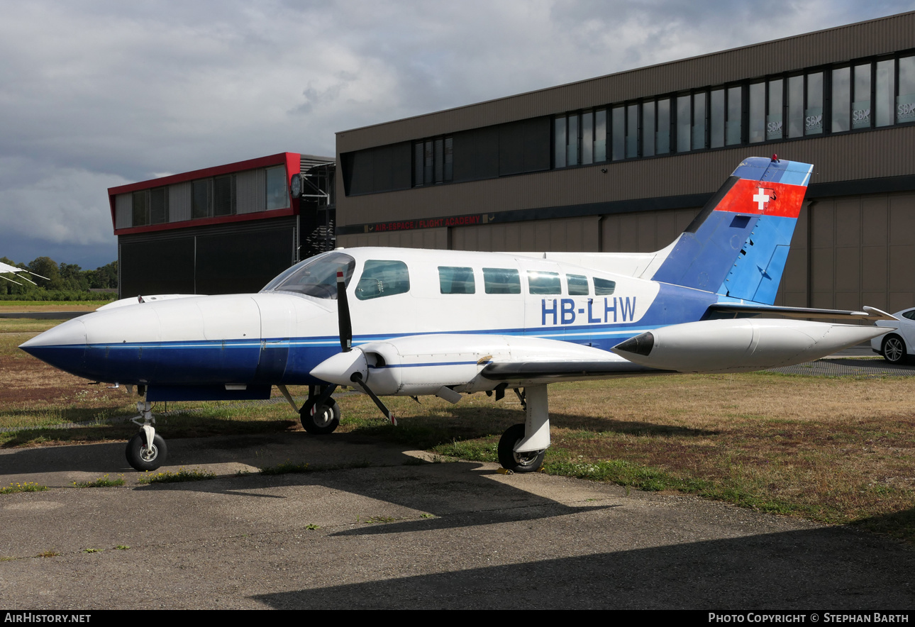 Aircraft Photo of HB-LHW | Cessna 402B | AirHistory.net #593654