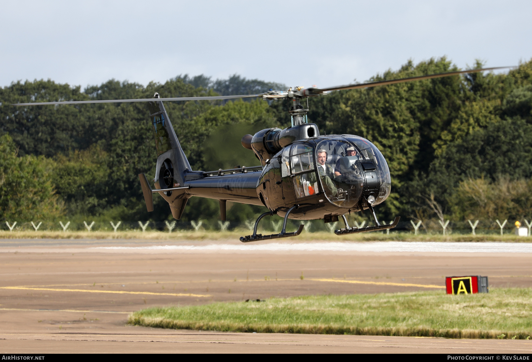 Aircraft Photo of G-CBGZ | Aerospatiale SA-341C Gazelle HT2 | AirHistory.net #593694