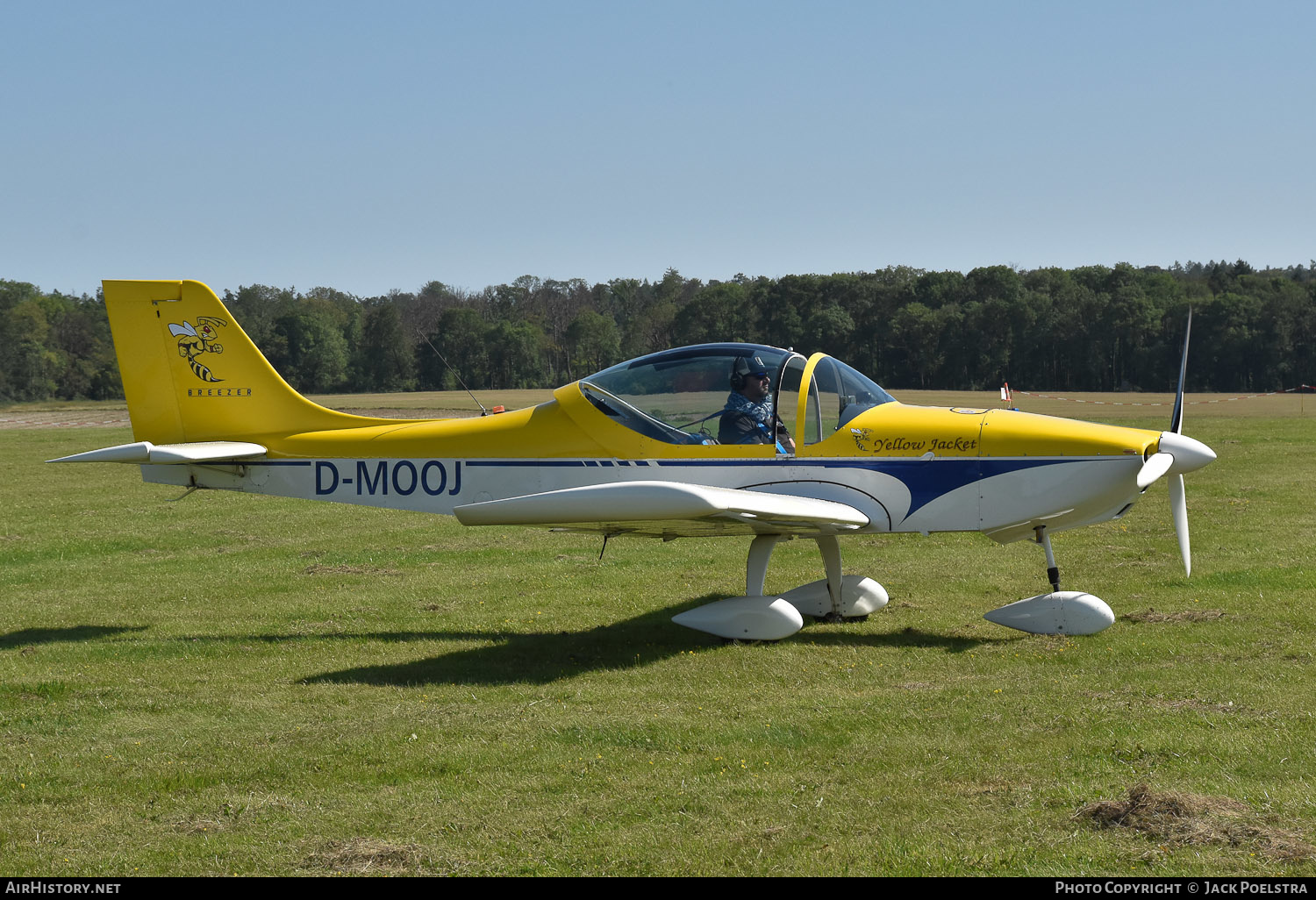 Aircraft Photo of D-MOOJ | Aerostyle Breezer B400 | AirHistory.net #593736