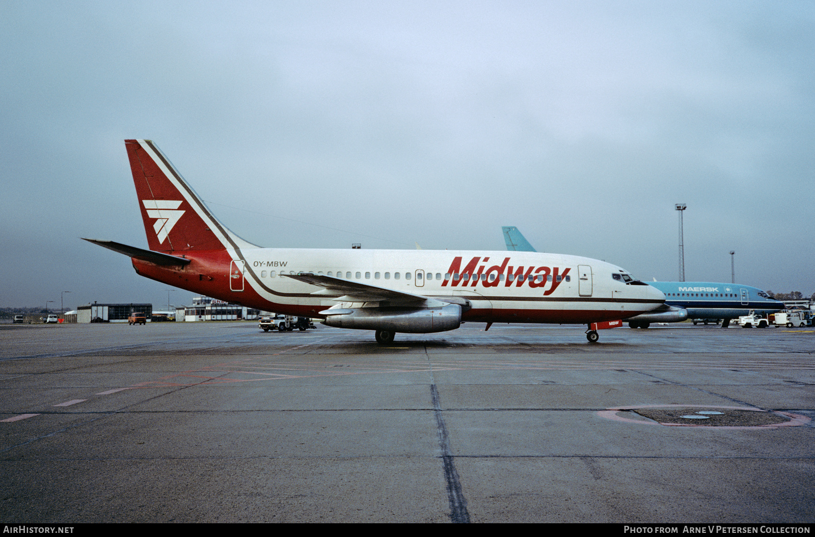 Aircraft Photo of OY-MBW | Boeing 737-2L9/Adv | Midway Airlines | AirHistory.net #594115