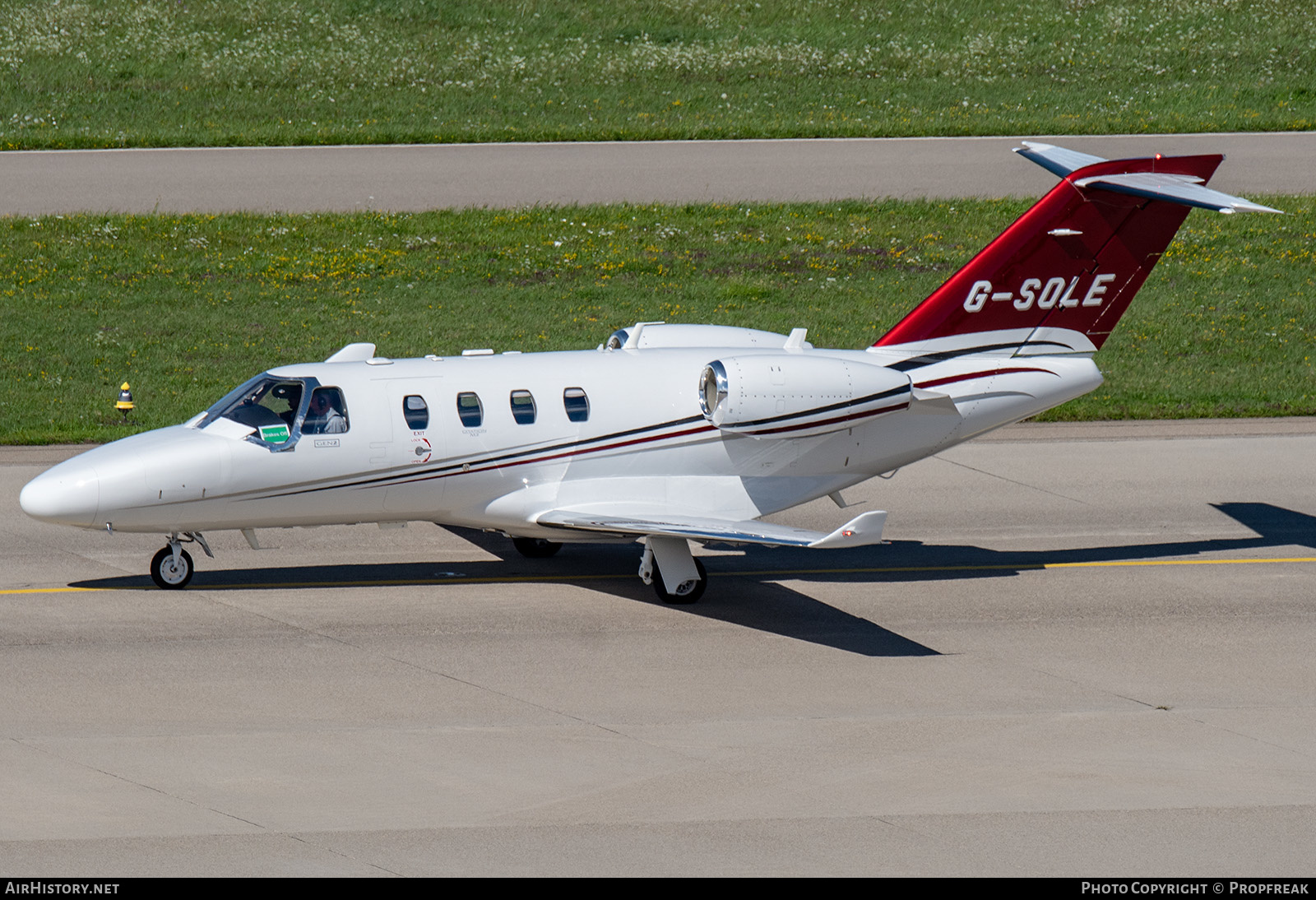 Aircraft Photo of G-SOLE | Cessna 525 CitationJet M2 | AirHistory.net #594213