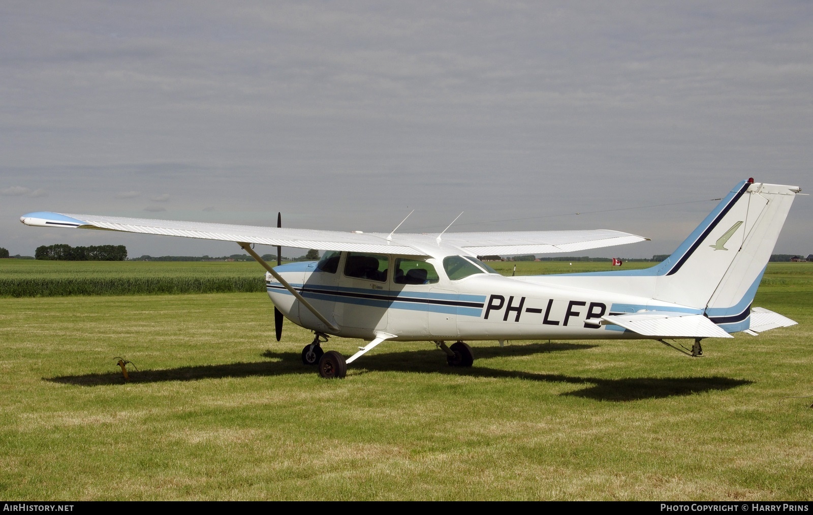 Aircraft Photo of PH-LFB | Cessna 172P Skyhawk II | AirHistory.net #594235