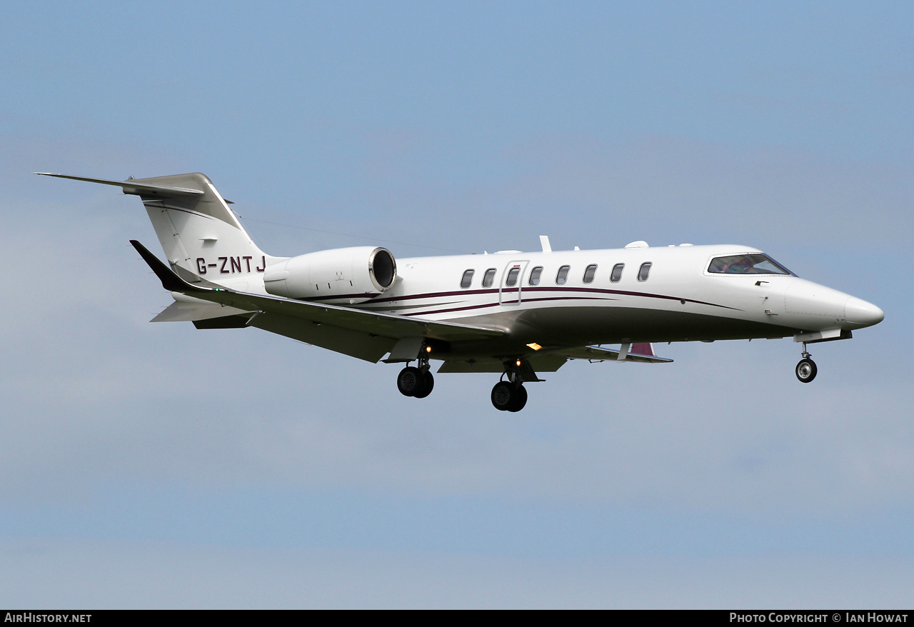 Aircraft Photo of G-ZNTJ | Learjet 75 | AirHistory.net #594258