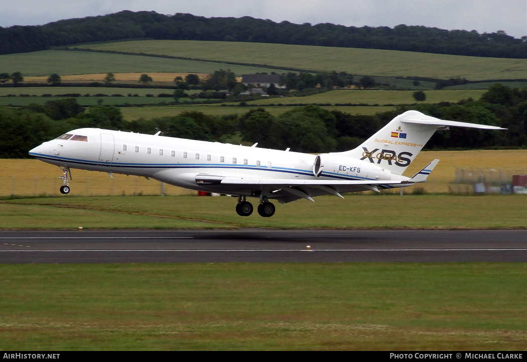 Aircraft Photo of EC-KFS | Bombardier Global Express XRS (BD-700-1A10) | AirHistory.net #594307