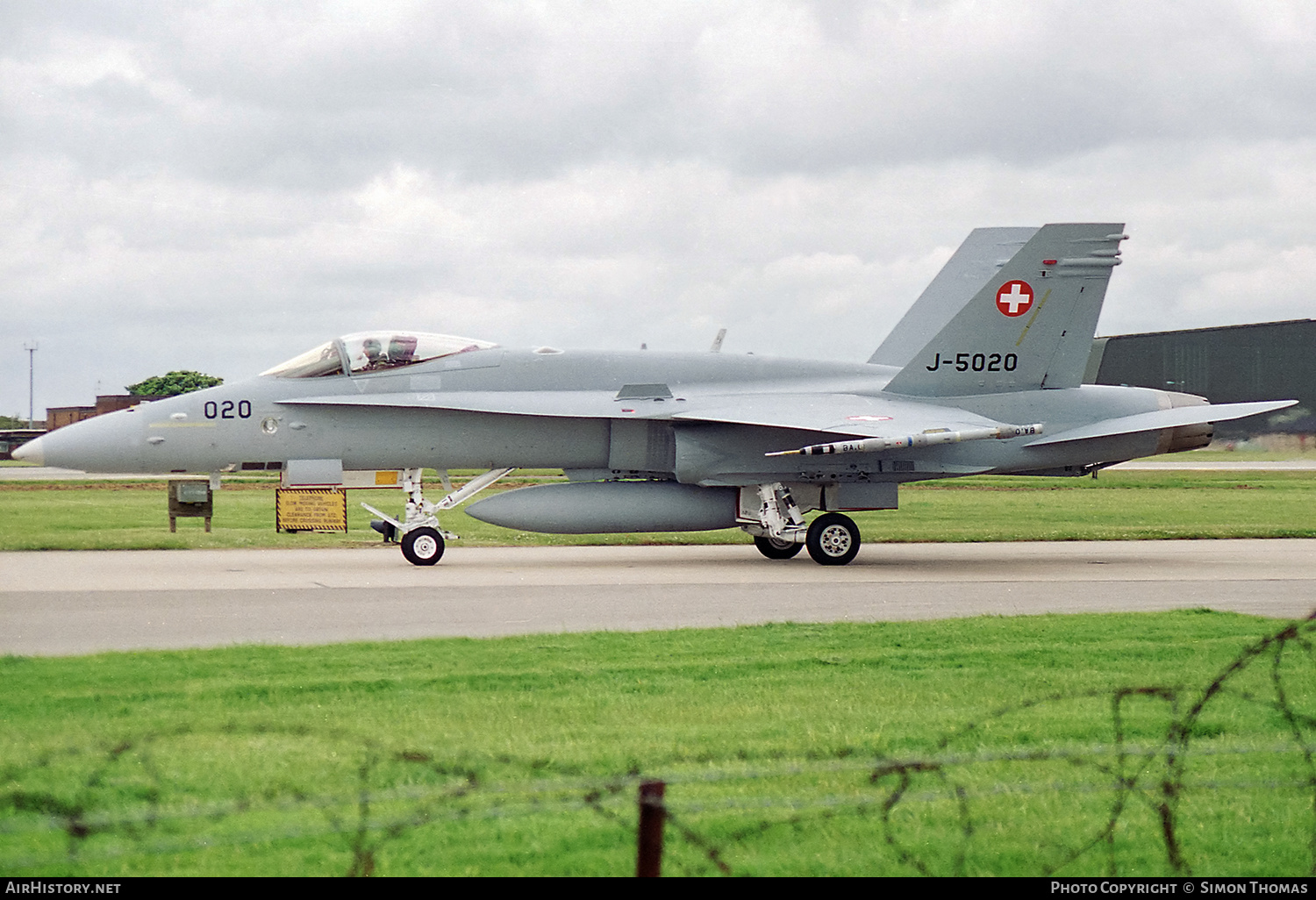 Aircraft Photo of J-5020 | McDonnell Douglas F/A-18C Hornet | Switzerland - Air Force | AirHistory.net #594344