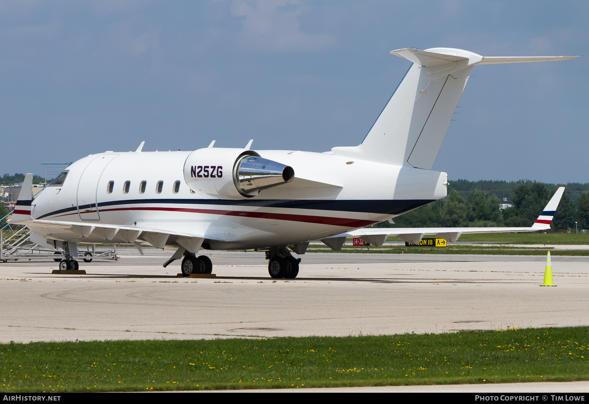Aircraft Photo of N25ZG | Bombardier Challenger 604 (CL-600-2B16) | AirHistory.net #594349