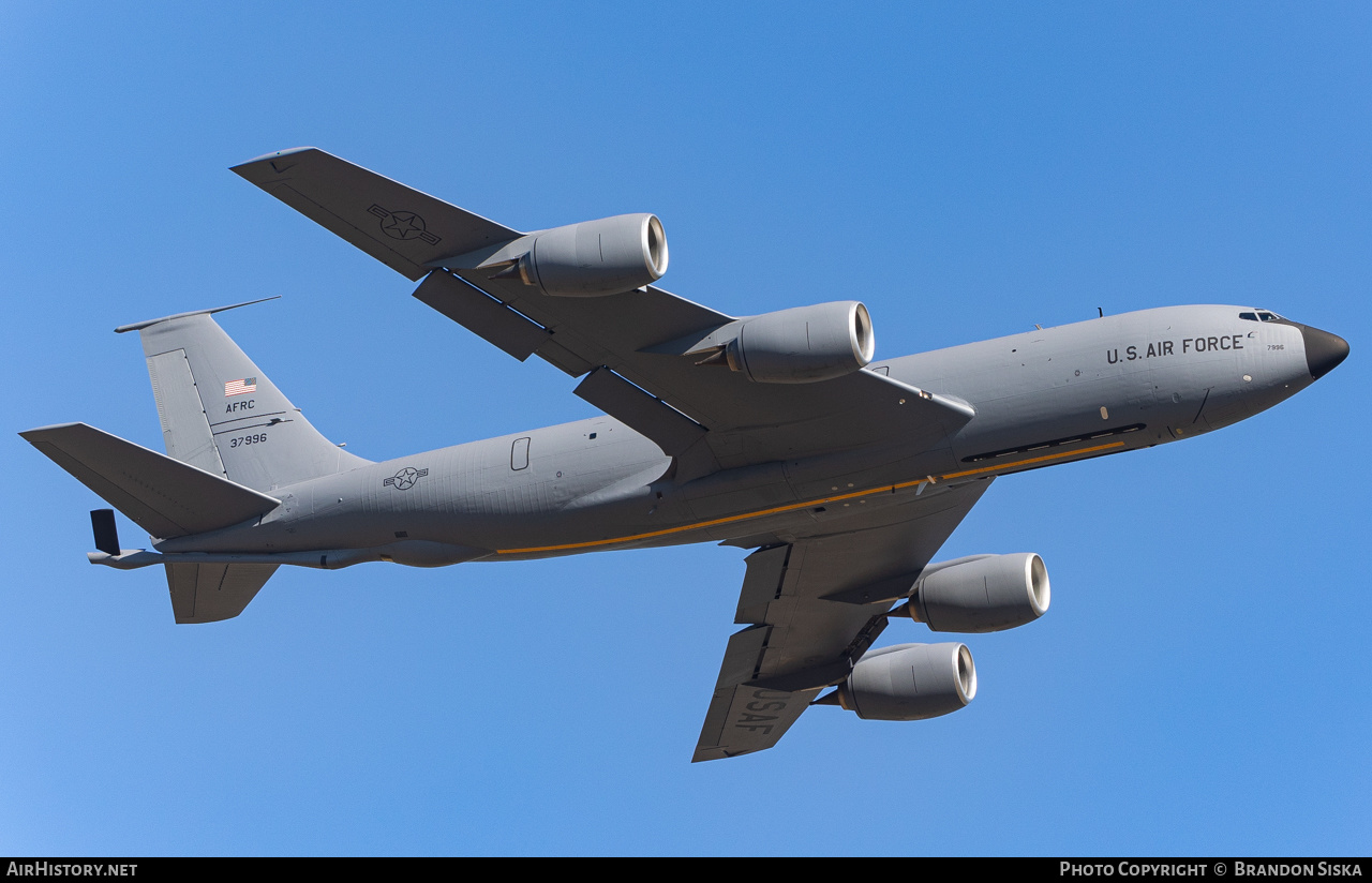 Aircraft Photo of 63-7996 / 37996 | Boeing KC-135R Stratotanker | USA - Air Force | AirHistory.net #594374