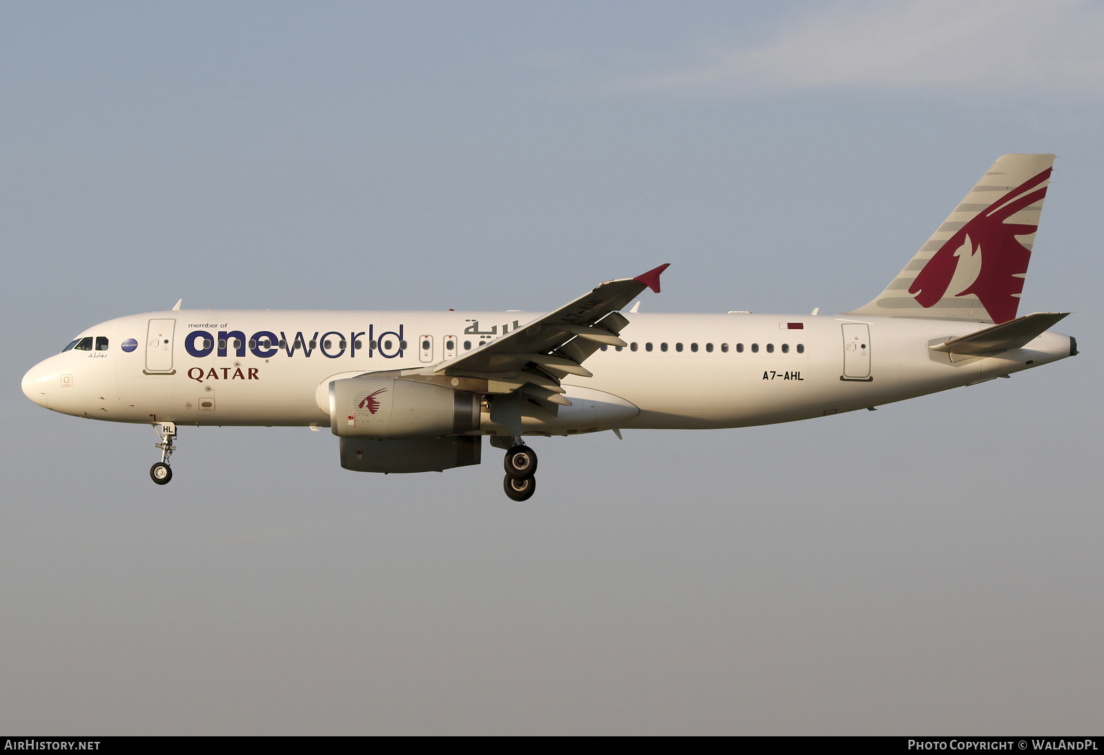 Aircraft Photo of A7-AHL | Airbus A320-232 | Qatar Airways | AirHistory.net #594434