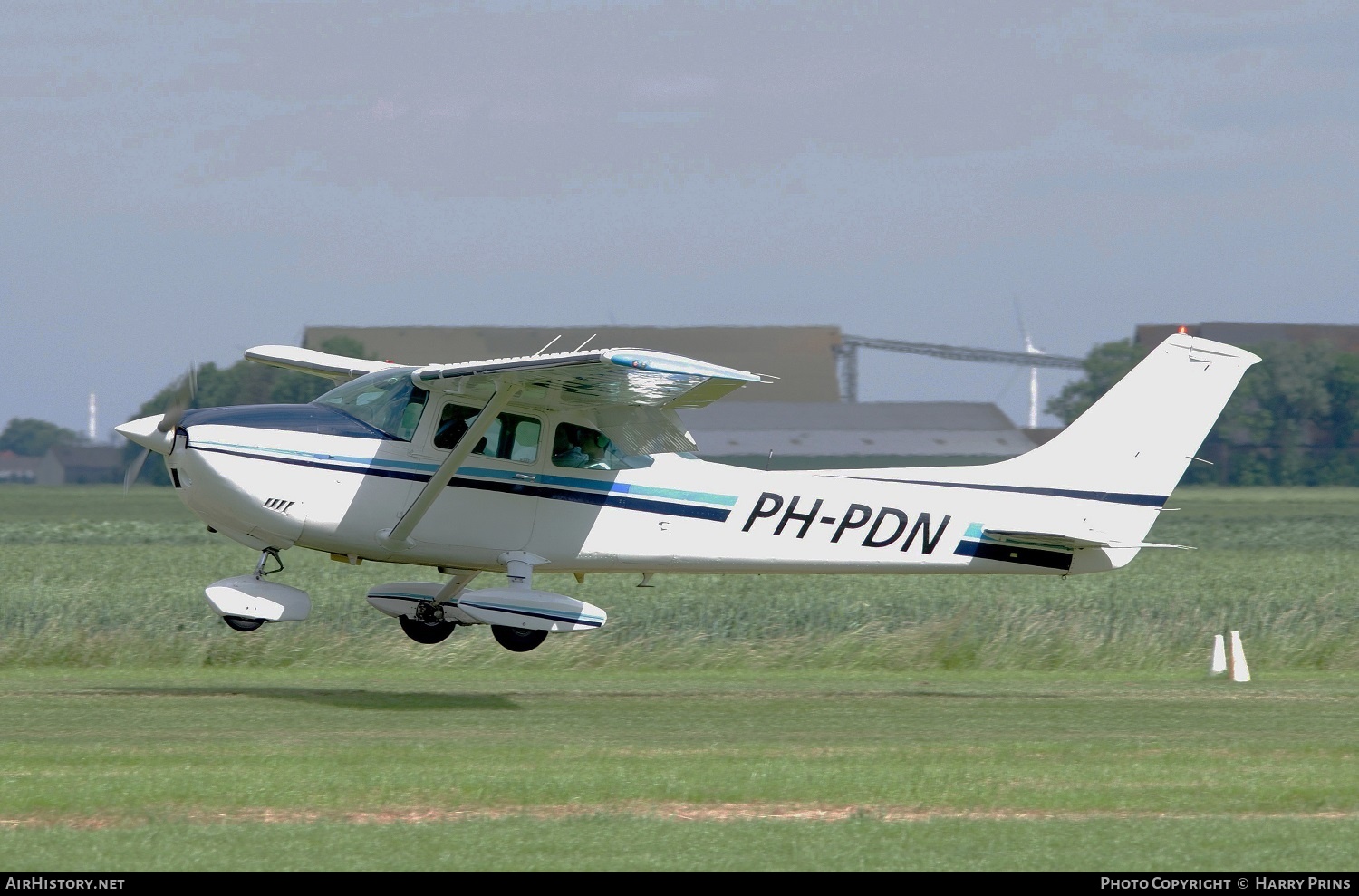 Aircraft Photo of PH-PDN | Cessna 182P Skylane | AirHistory.net #594462