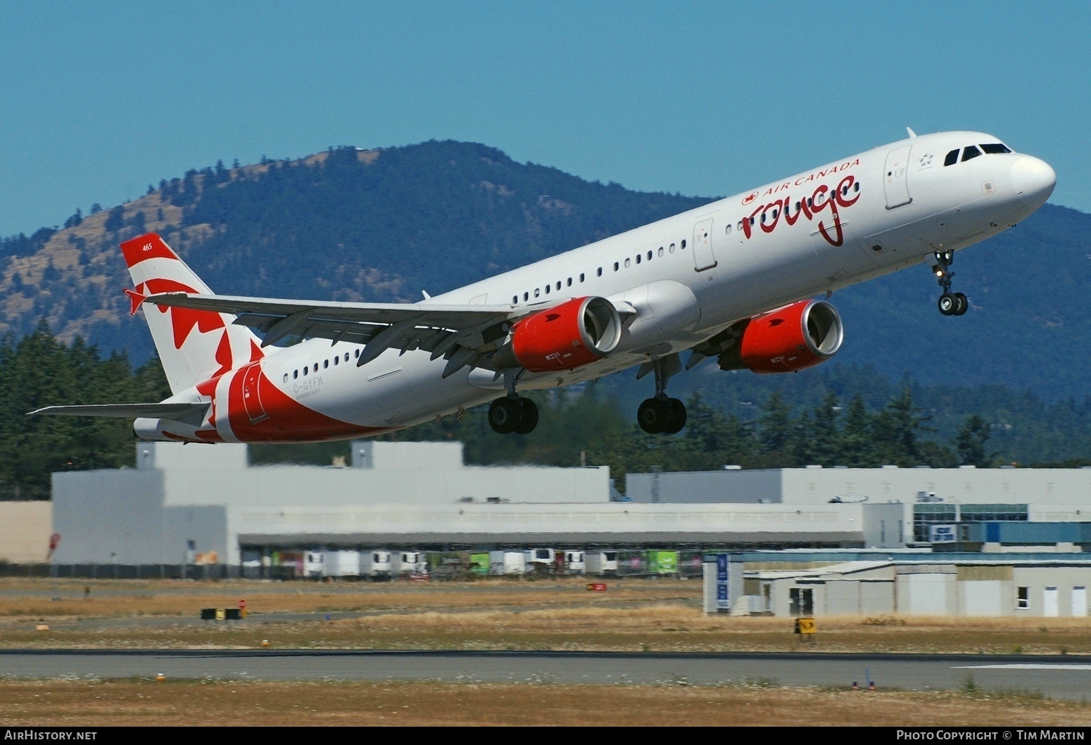 Aircraft Photo of C-GYFM | Airbus A321-211 | Air Canada Rouge | AirHistory.net #594591