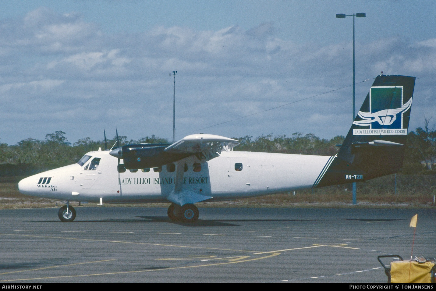 Aircraft Photo of VH-TZR | De Havilland Canada DHC-6-200 Twin Otter | Whitaker Air Charters | AirHistory.net #594621