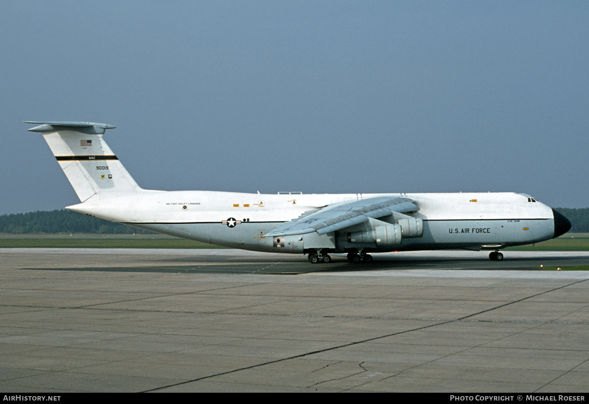 Aircraft Photo of 69-0019 / 90019 | Lockheed C-5A Galaxy (L-500) | USA - Air Force | AirHistory.net #594654