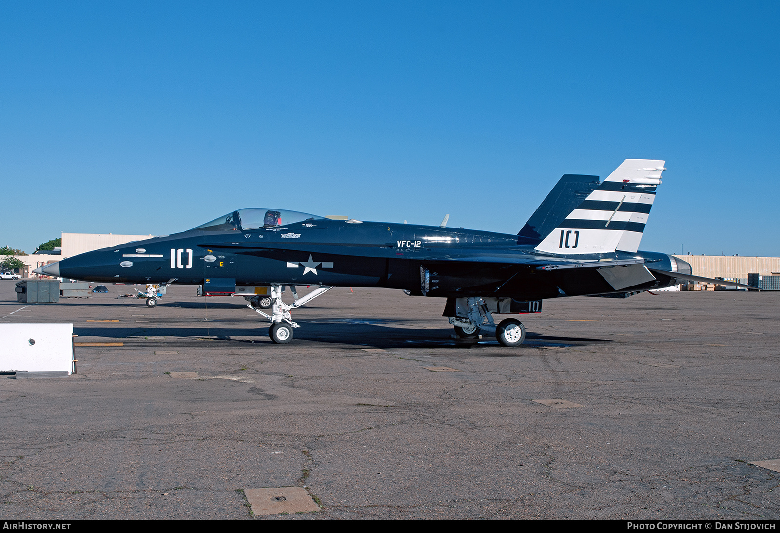 Aircraft Photo of 164673 | McDonnell Douglas F/A-18C Hornet | USA - Navy | AirHistory.net #594789