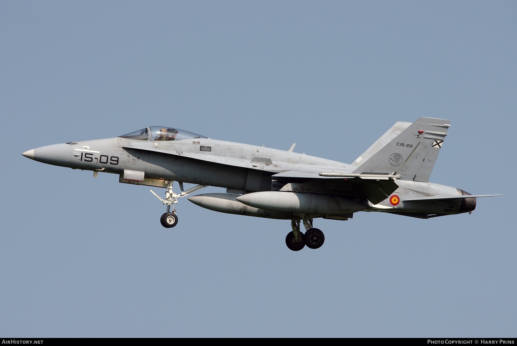 Aircraft Photo of C15-22 | McDonnell Douglas EF-18A Hornet | Spain - Air Force | AirHistory.net #594834