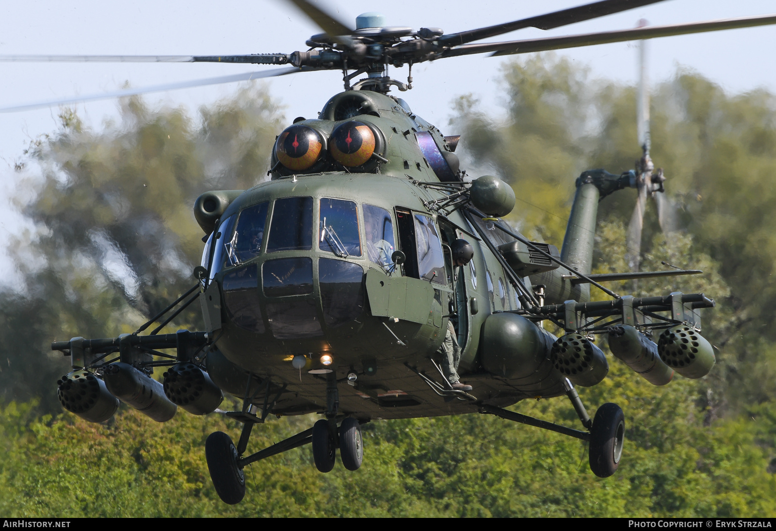 Aircraft Photo of 6111 | Mil Mi-17-1V | Poland - Army | AirHistory.net #594843