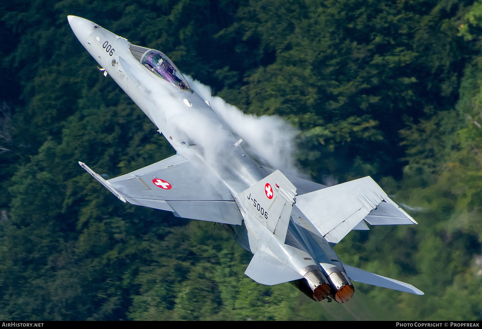 Aircraft Photo of J-5006 | McDonnell Douglas F/A-18C Hornet | Switzerland - Air Force | AirHistory.net #594943