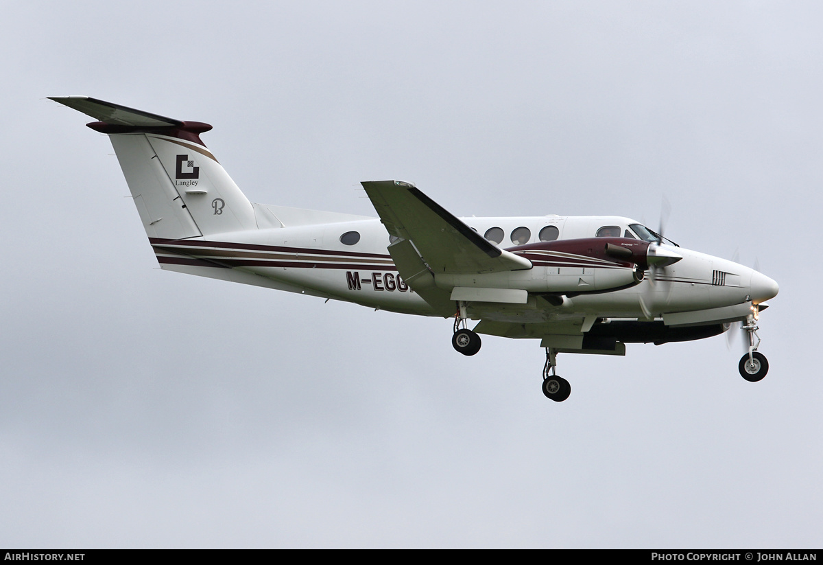 Aircraft Photo of M-EGGA | Raytheon B200 King Air | Langley Aviation | AirHistory.net #595025