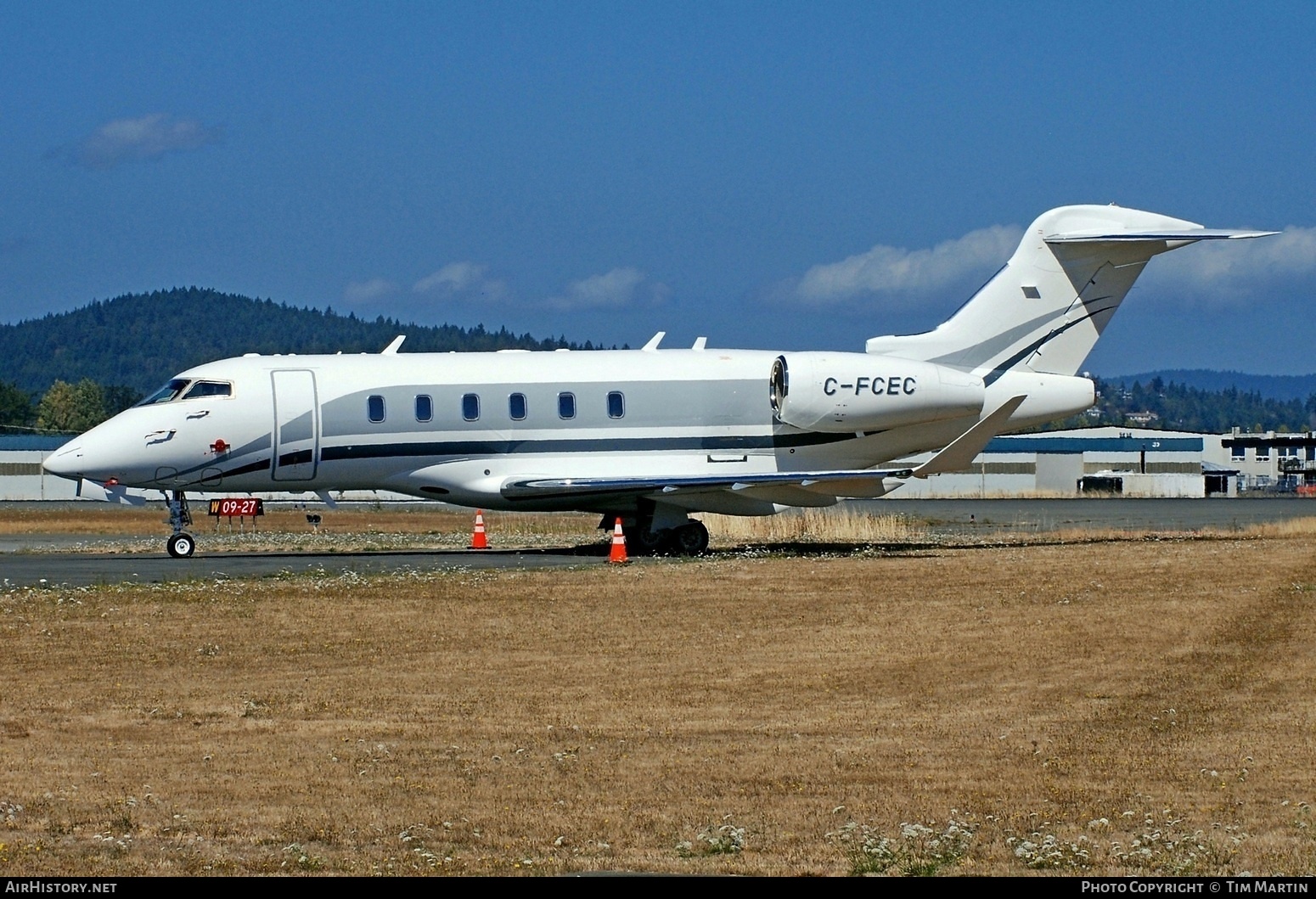 Aircraft Photo of C-FCEC | Bombardier Challenger 3500 (BD-100-1A10) | AirHistory.net #595035