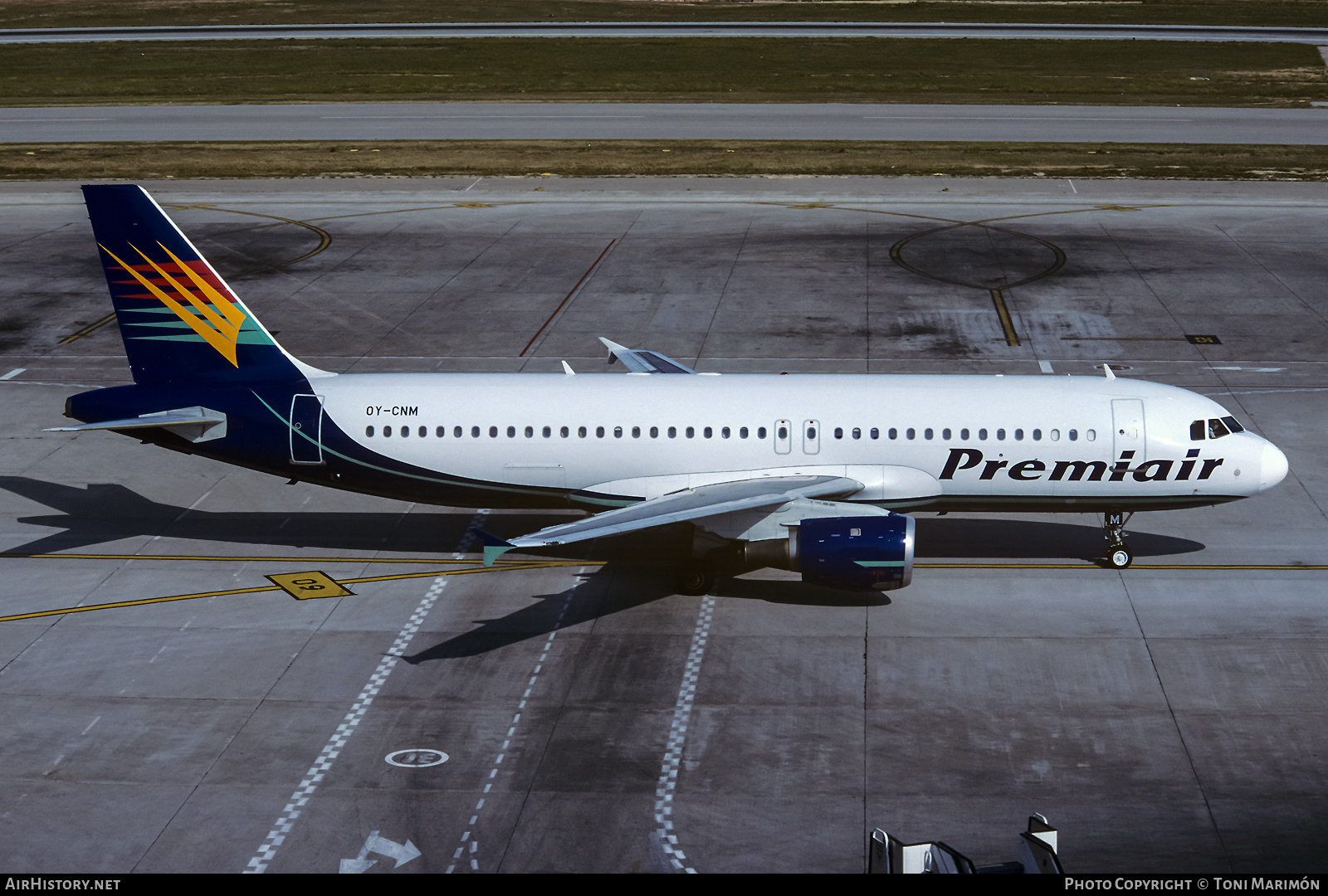 Aircraft Photo of OY-CNM | Airbus A320-211 | Premiair | AirHistory.net #595163