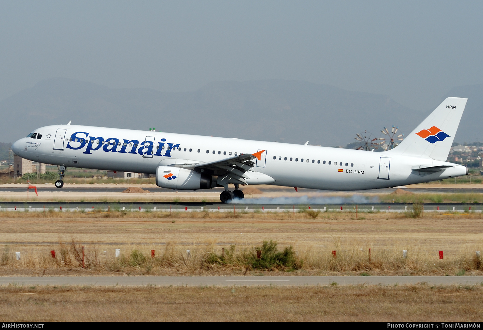 Aircraft Photo of EC-HPM | Airbus A321-231 | Spanair | AirHistory.net #595170