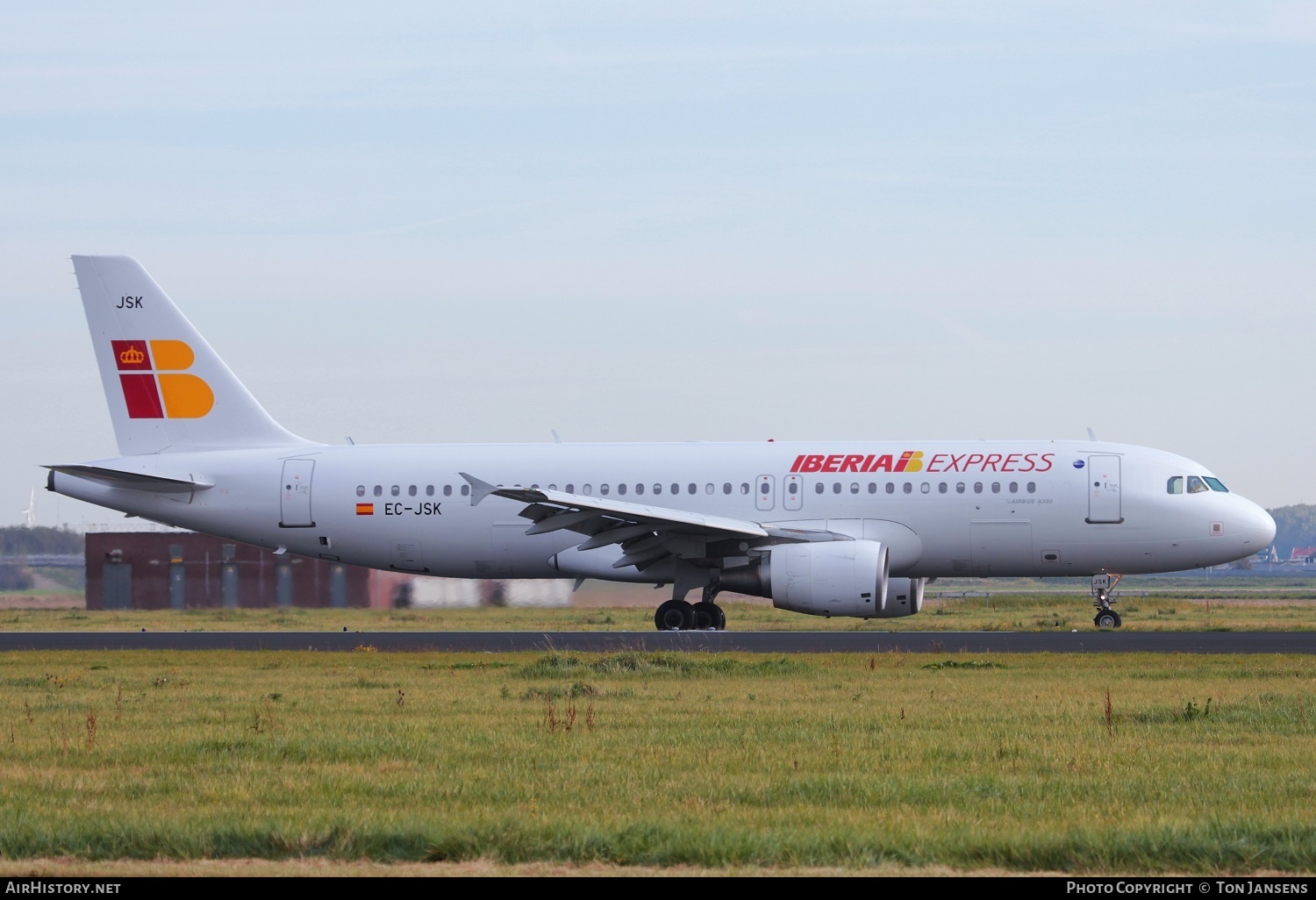 Aircraft Photo of EC-JSK | Airbus A320-214 | Iberia Express | AirHistory.net #595236