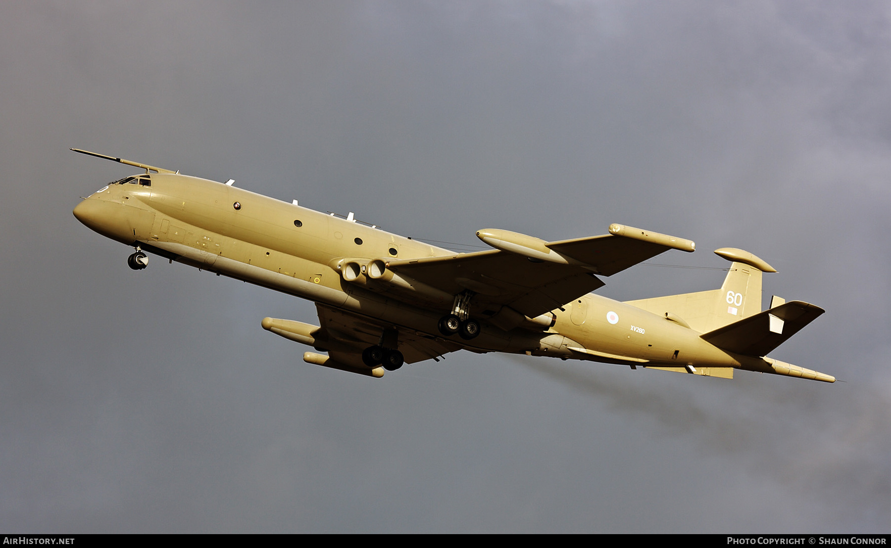 Aircraft Photo of XV260 | Hawker Siddeley Nimrod MR2 | UK - Air Force | AirHistory.net #595314