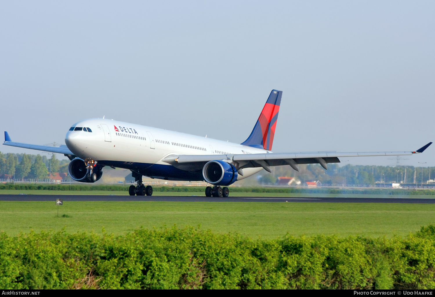 Aircraft Photo of N807NW | Airbus A330-323 | Delta Air Lines | AirHistory.net #595453