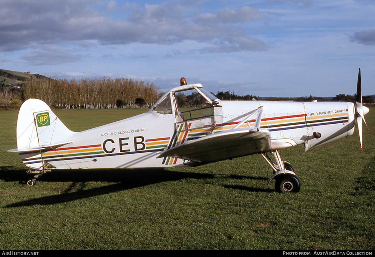 Aircraft Photo of ZK-CEB | Piper PA-25-235 Pawnee | Auckland Gliding Club | AirHistory.net #595540