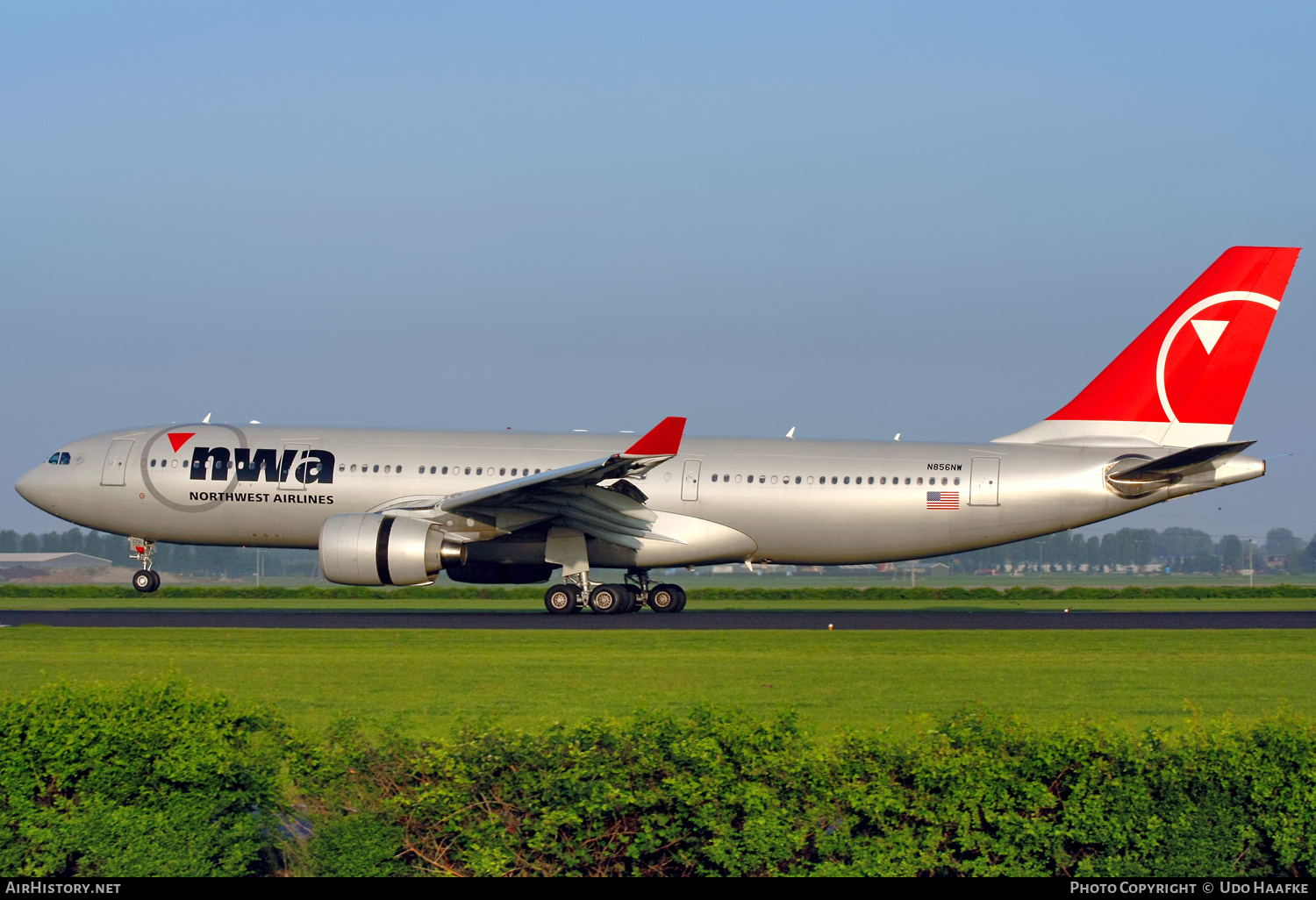 Aircraft Photo of N856NW | Airbus A330-223 | Northwest Airlines | AirHistory.net #595568