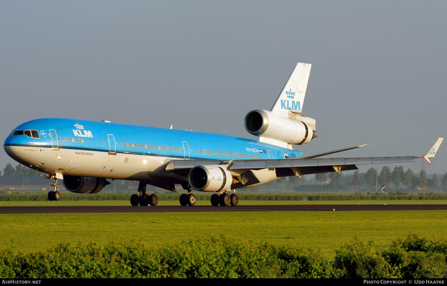 Aircraft Photo of PH-KCH | McDonnell Douglas MD-11 | KLM - Royal Dutch Airlines | AirHistory.net #595584