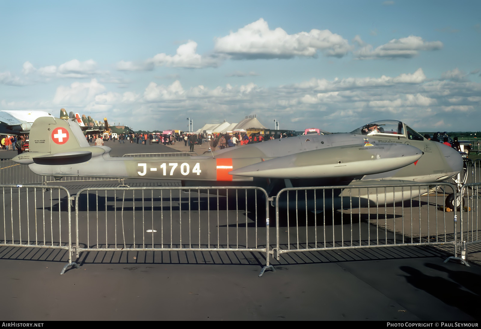 Aircraft Photo of J-1704 | De Havilland D.H. 112 Venom FB54 | Switzerland - Air Force | AirHistory.net #595791