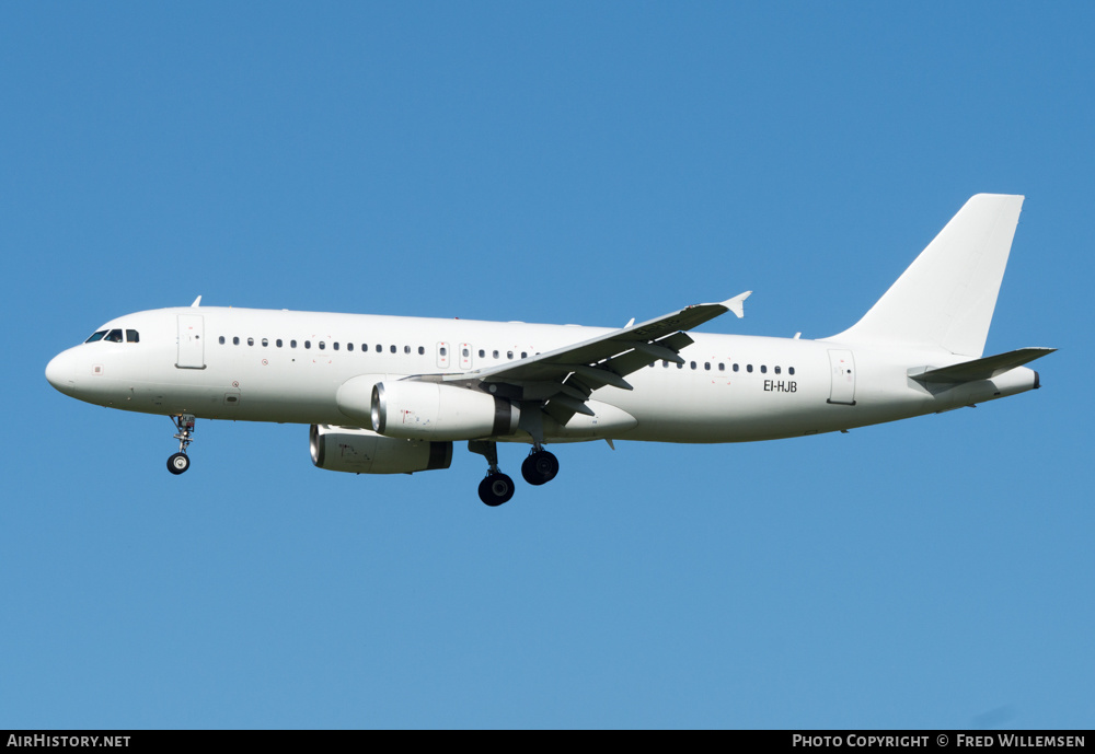 Aircraft Photo of EI-HJB | Airbus A320-232 | AirHistory.net #595816