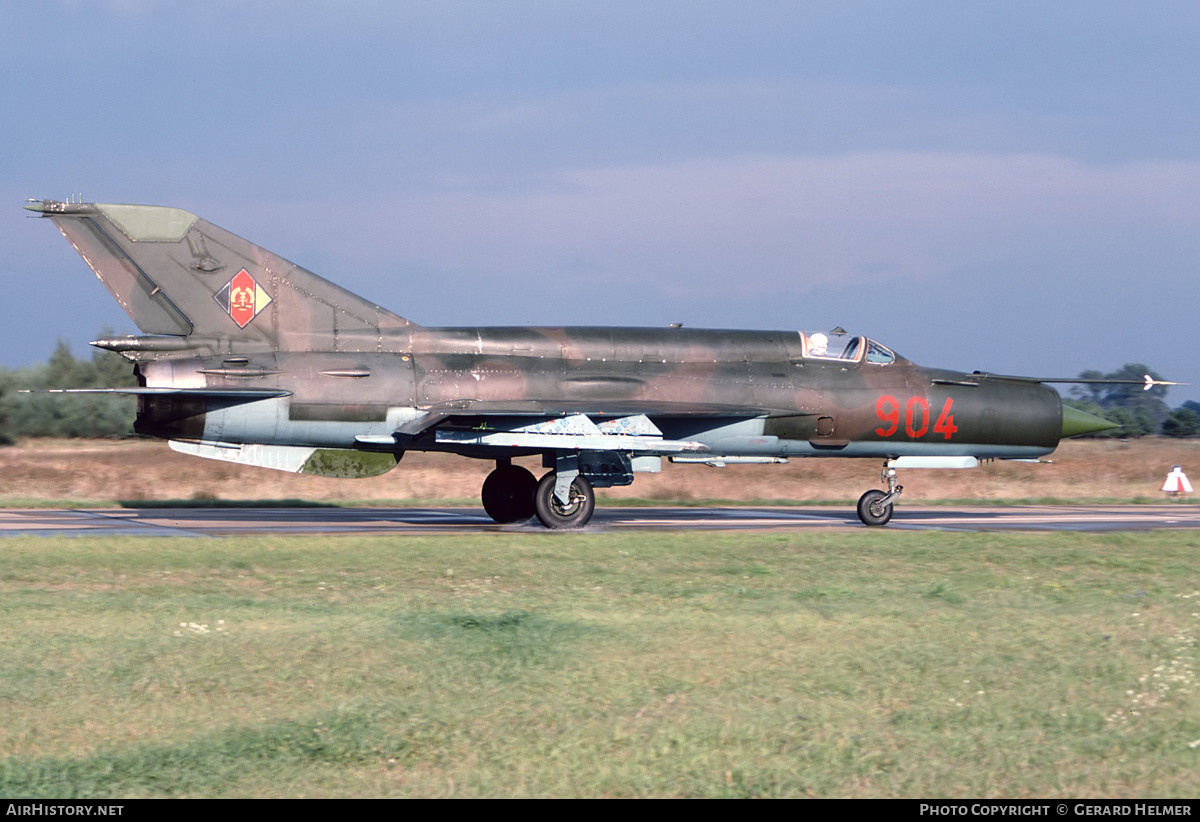 Aircraft Photo of 904 | Mikoyan-Gurevich MiG-21bis | East Germany - Air Force | AirHistory.net #595927
