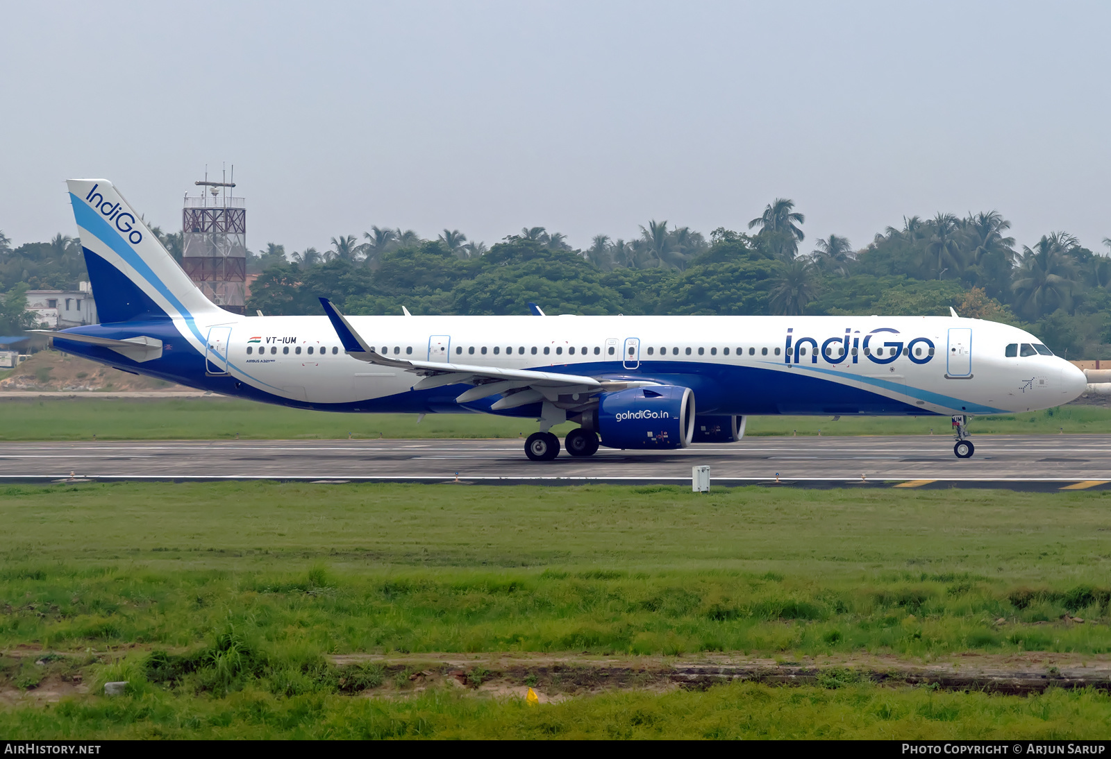 Aircraft Photo of VT-IUM | Airbus A321-271NX | IndiGo | AirHistory.net #595954