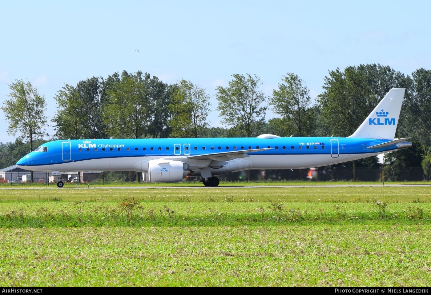 Aircraft Photo of PH-NXP | Embraer 195-E2 (ERJ-190-400) | KLM Cityhopper | AirHistory.net #595961
