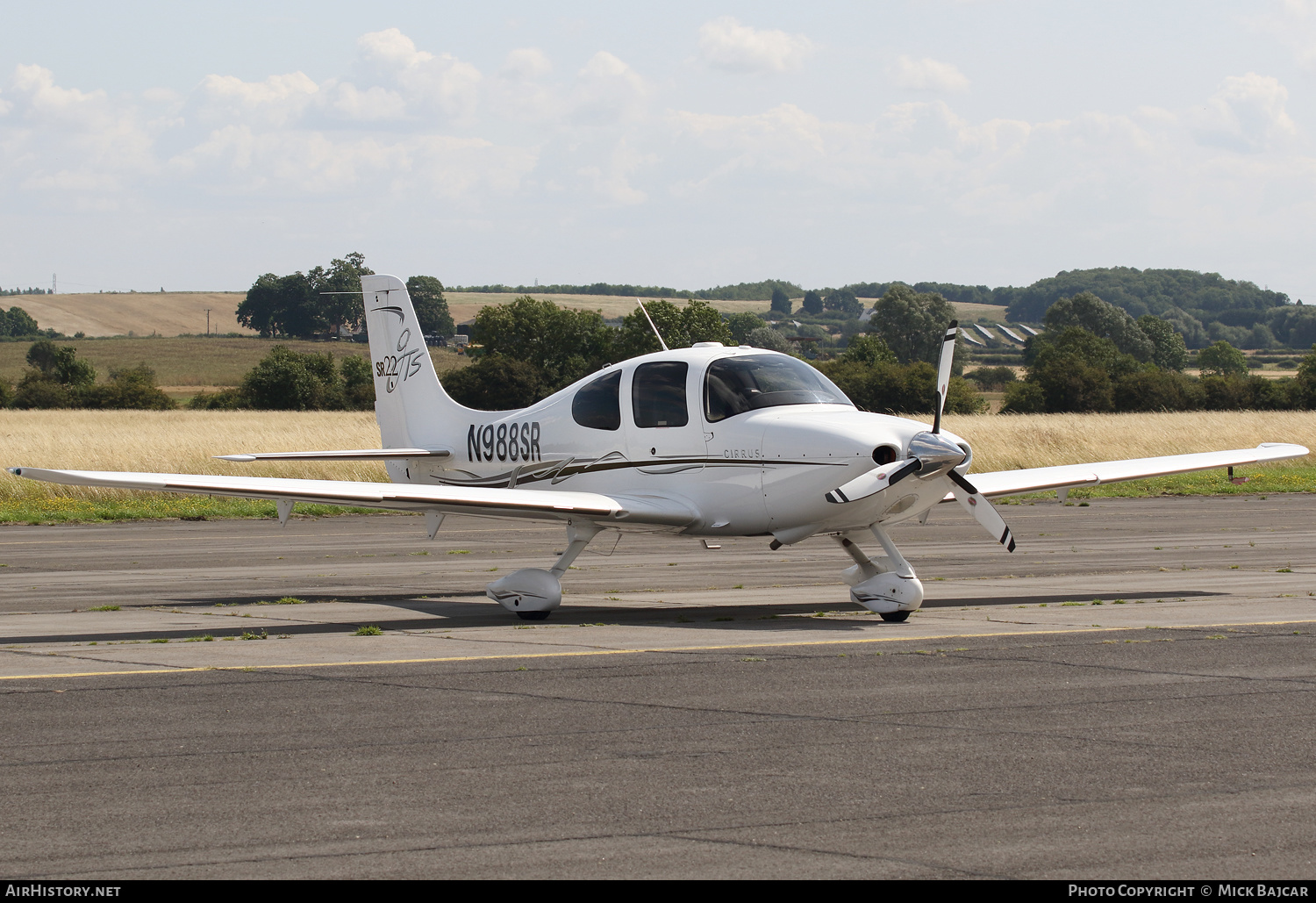 Aircraft Photo of N988SR | Cirrus SR-22 G2-GTS | AirHistory.net #596099