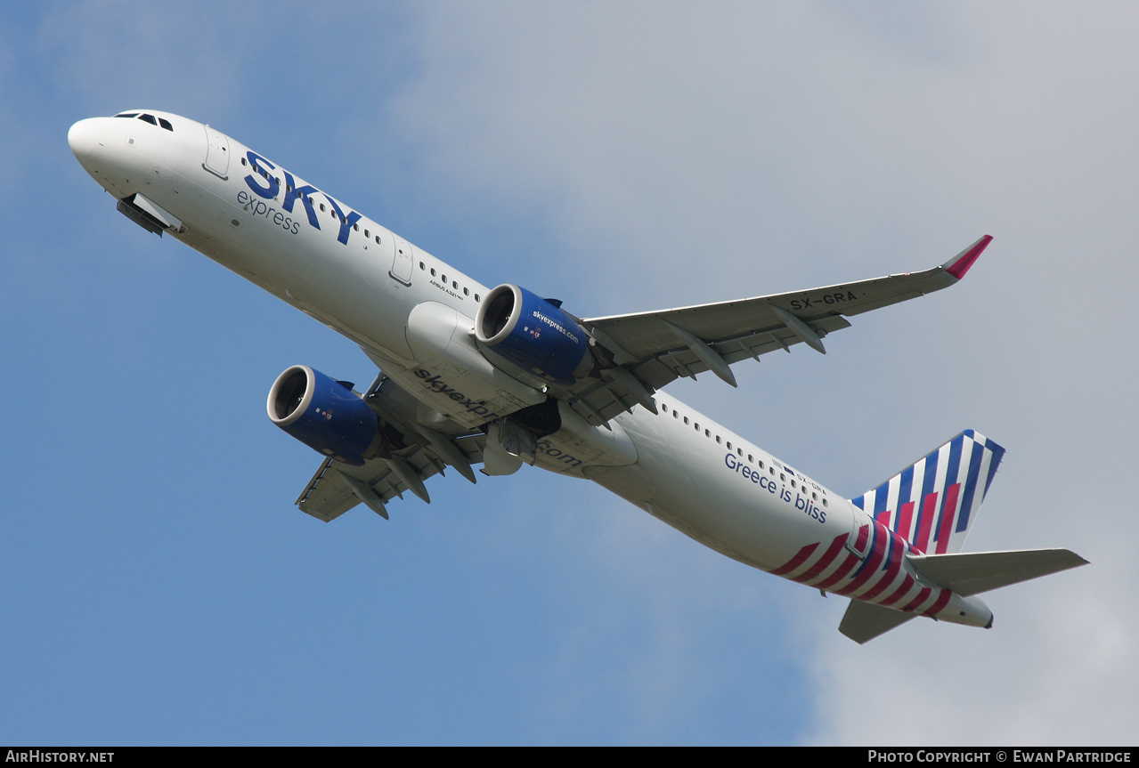 Aircraft Photo of SX-GRA | Airbus A321-251N | Sky Express | AirHistory.net #596100