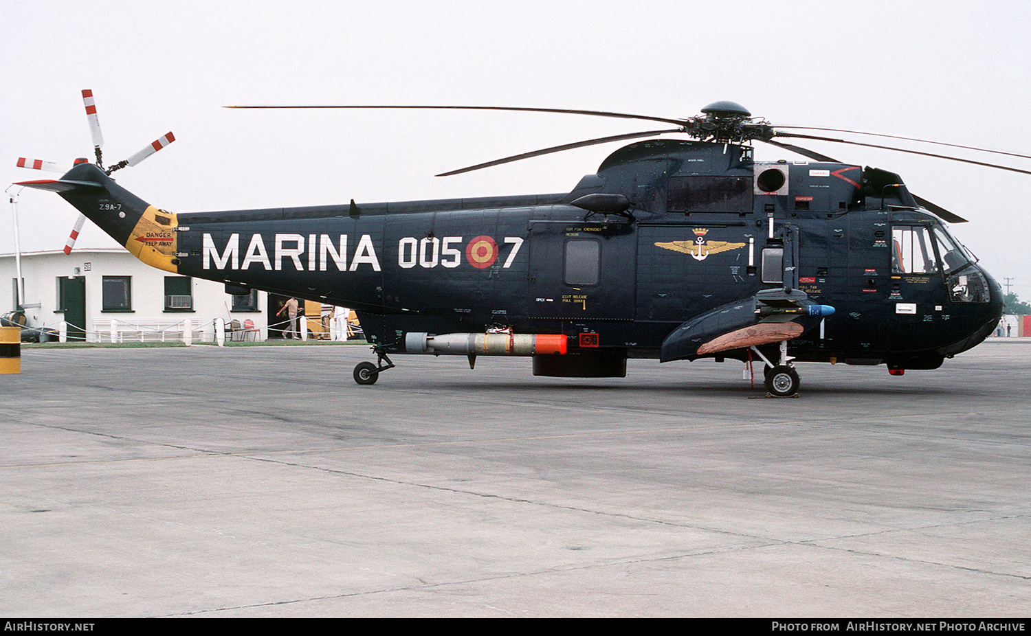 Aircraft Photo of Z.9A-7 | Sikorsky SH-3D Sea King (S-61B) | Spain - Navy | AirHistory.net #596168